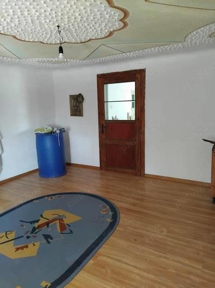 Casă cu 4 camere în Cladova