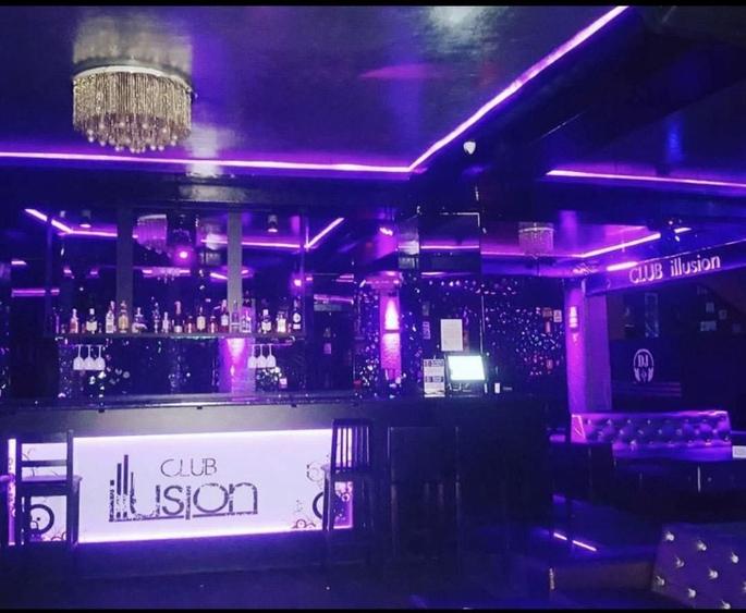 Spațiu comercial, în Central