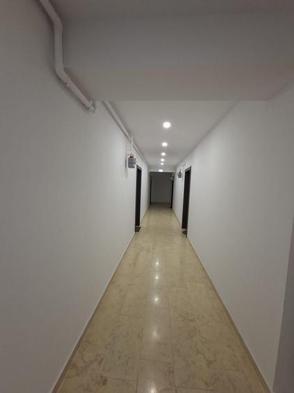 Apartament cu 2 camere semidecomandat, mobilat în Central