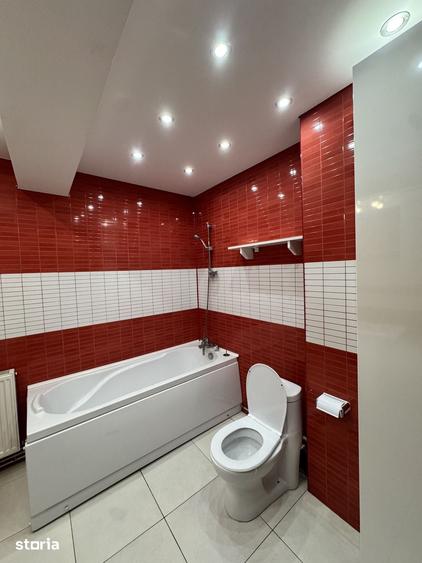 Apartament cu 3 camere în Micro 3
