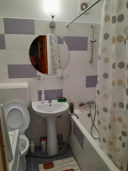 Apartament cu 2 camere decomandat în Militari
