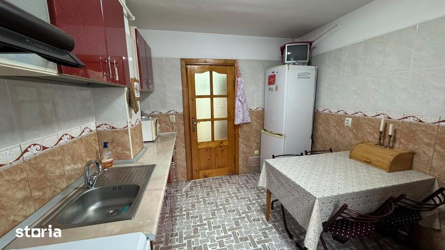Apartament cu 3 camere în Cornișa