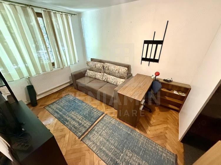 Apartament cu 3 camere decomandat în Brazda lui Novac