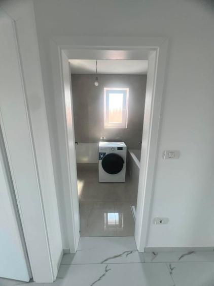 Duplex cu 3 camere cu Canalizare în Moșnița Nouă