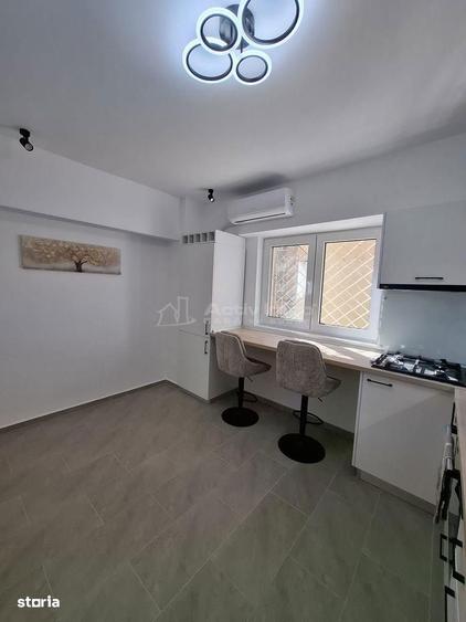 Apartament cu 3 camere decomandat, mobilat în Tineretului