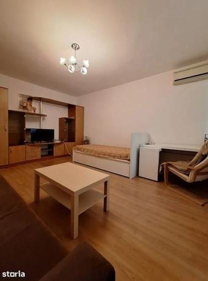 Garsonieră decomandată, mobilată în Nerva Traian