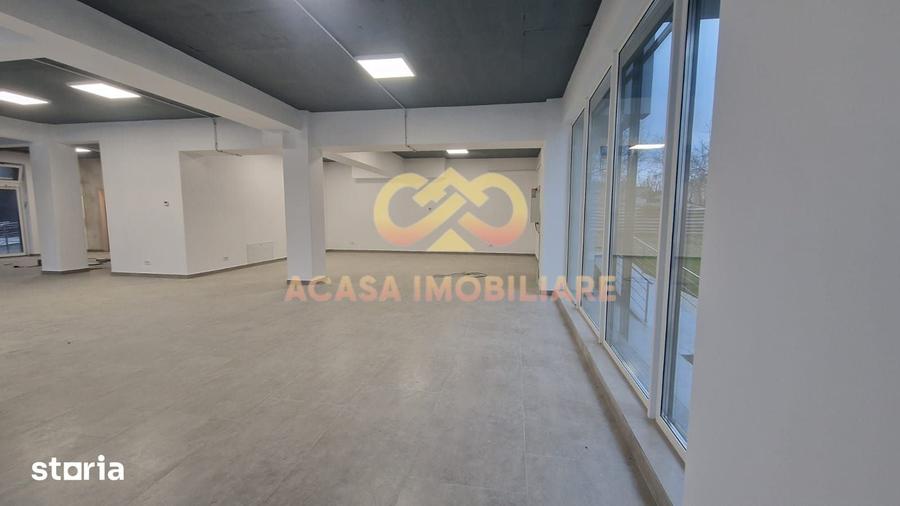 Spațiu comercial, de 277 mp, în Miroslava
