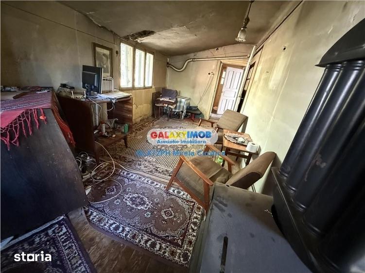 Casă cu 3 camere cu Teren 1200 Mp în Central
