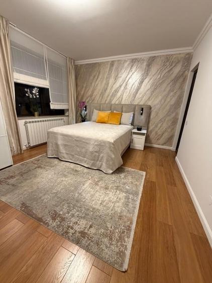 Apartament cu 3 camere decomandat, mobilat în Barbu Văcărescu