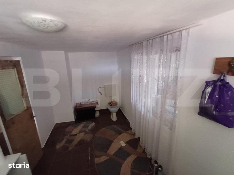 Casă cu 3 camere în Bretea