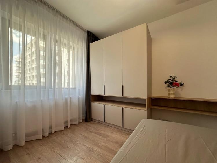 Apartament cu 2 camere decomandat, mobilat în Parcul Carol