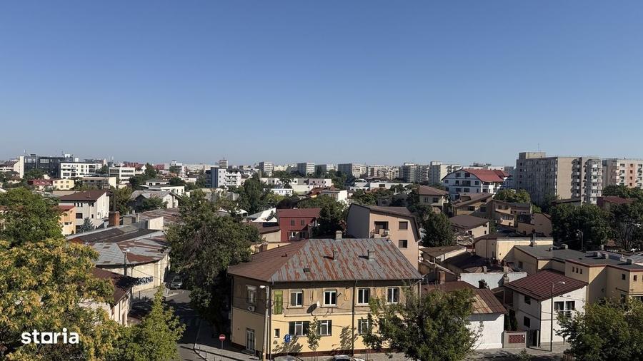 Apartament cu 4 camere în Calea Călărașilor