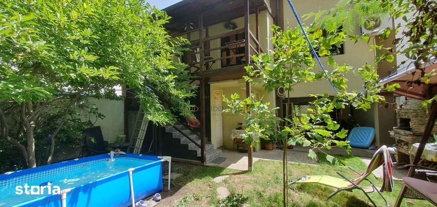 Casă cu 7 camere cu Teren 329 Mp în Dristor