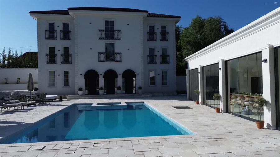 Casă individuală cu 6 camere cu Teren 1600 Mp în Sfântu Ilie