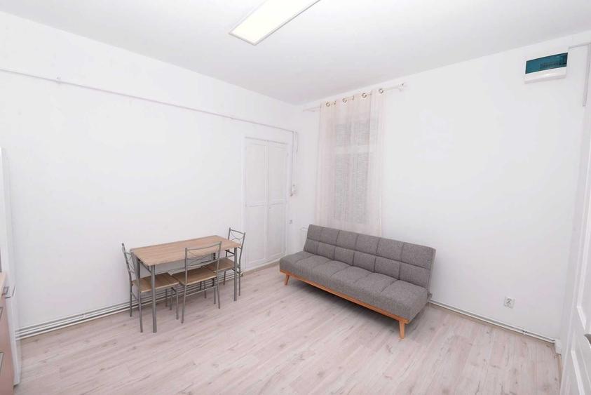 Apartament decomandat în Drumul Carului