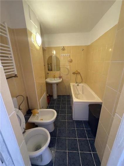 Apartament cu 2 camere decomandat, mobilat în Steaua