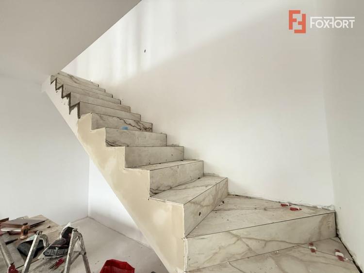Duplex cu 4 camere cu Teren 272 Mp în Săcălaz
