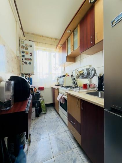 Apartament cu 2 camere nedecomandat, mobilat în Dâmbovița