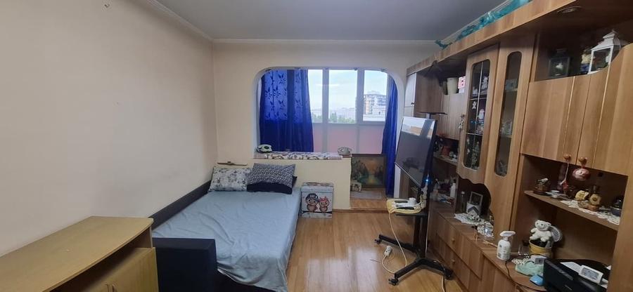 Garsonieră în Titan