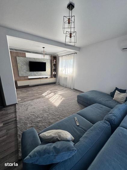 Casă cu 4 camere cu Teren 100 Mp în Central