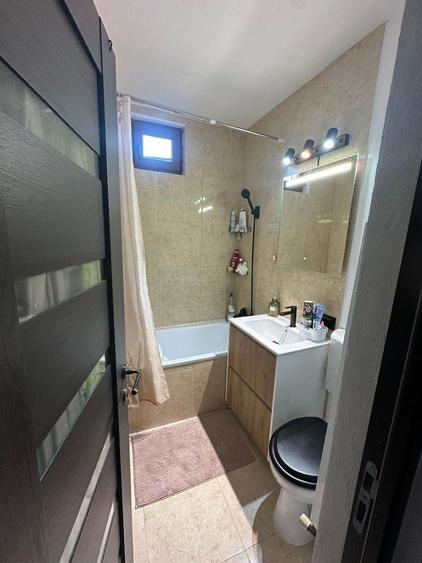 Apartament cu 3 camere decomandat în Obcini