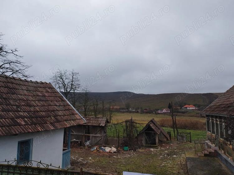 Casă cu 3 camere cu Teren 3629 Mp în Boian