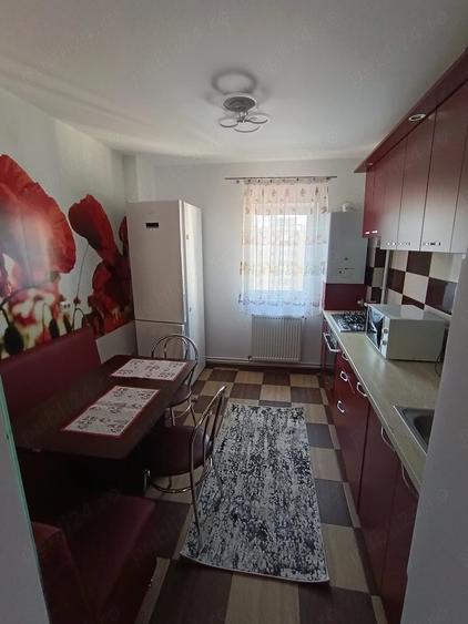 Apartament cu 2 camere decomandat în Astra