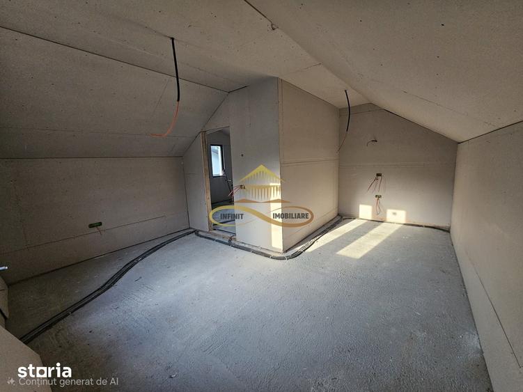 Casă cu 4 camere cu Teren 390 Mp în Gârleni