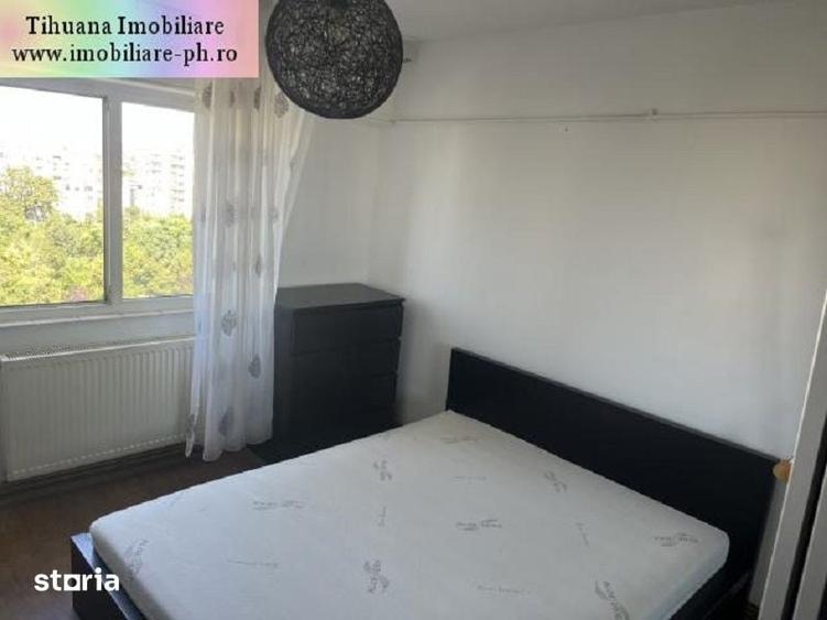 Apartament cu 3 camere decomandat în Republicii