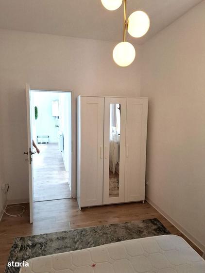Casă cu 3 camere cu Teren 100 Mp în Central