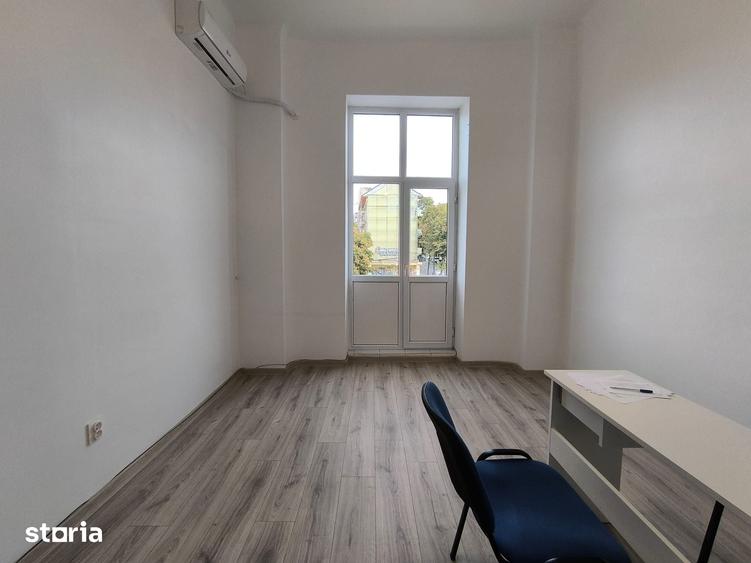 Spațiu comercial, de 809.89 mp, în Gara
