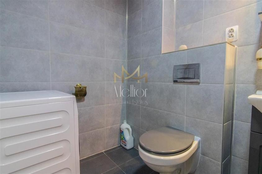 Apartament cu 3 camere semidecomandat în Andrei Mureșanu