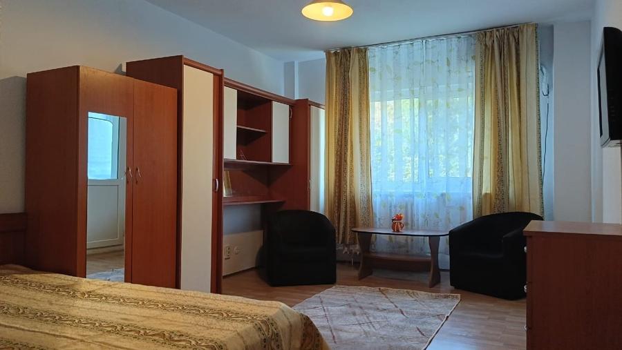 Garsonieră decomandată în Tineretului