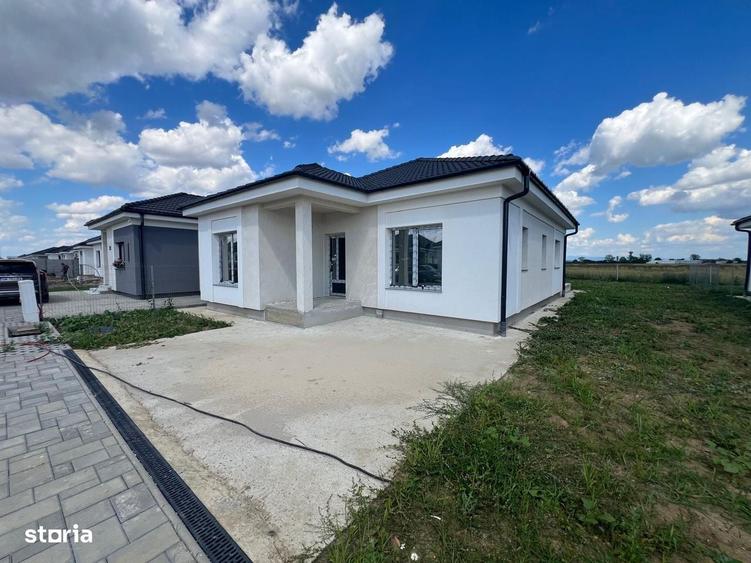 Casă cu 4 camere în Odoreu