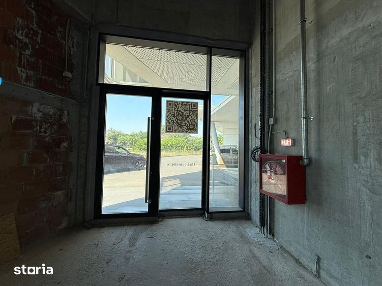 Spațiu comercial, de 124 mp, în Tei