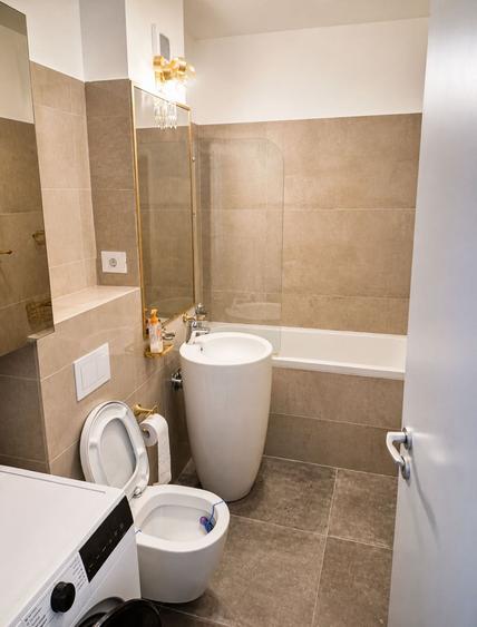 Apartament cu 2 camere, mobilat în Viilor
