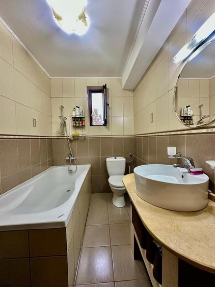 Duplex cu 6 camere cu Canalizare în Pipera