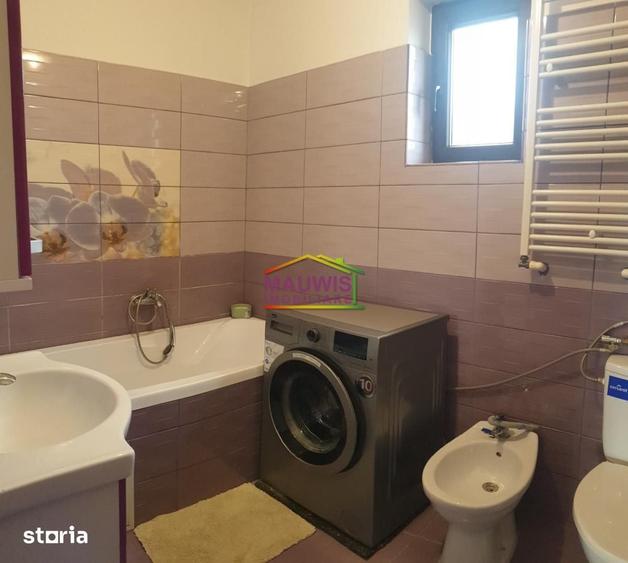 Casă cu 4 camere cu Teren 1100 Mp în Vidra