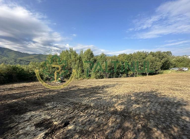 Teren Construcții intravilan de 960 mp, în Cisnădioara