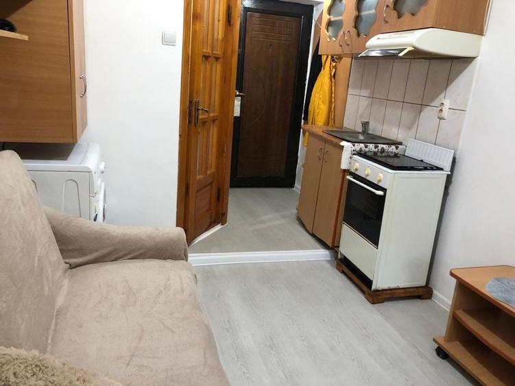 Garsonieră în Crâng