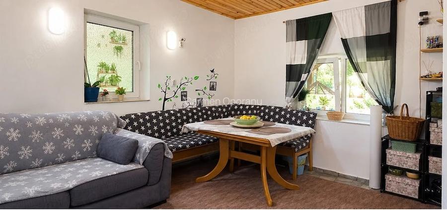 Casa renovata cu aproape 2H de teren intravilan