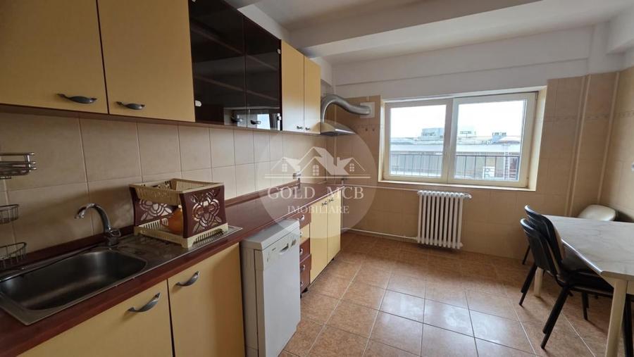 Apartament cu 4 camere circular, mobilat în Matei Voievod