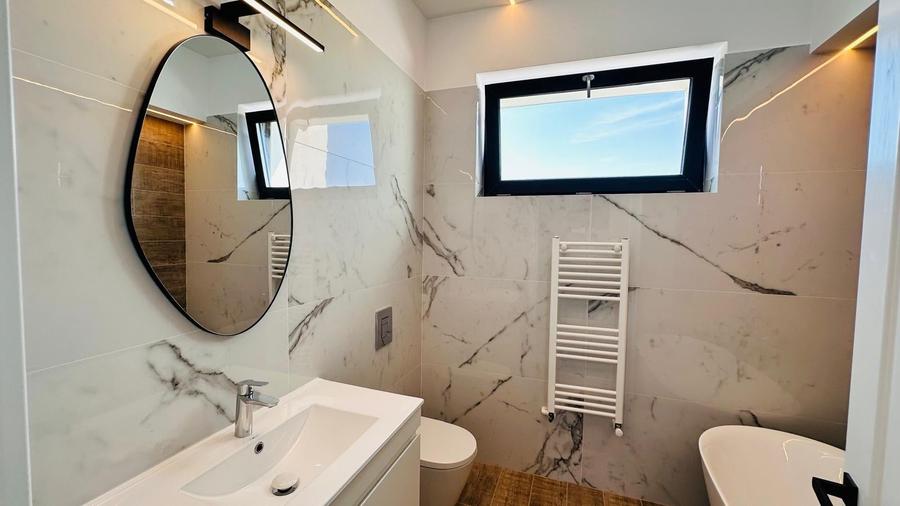 Duplex cu 4 camere cu Teren 394 Mp în Corbeanca