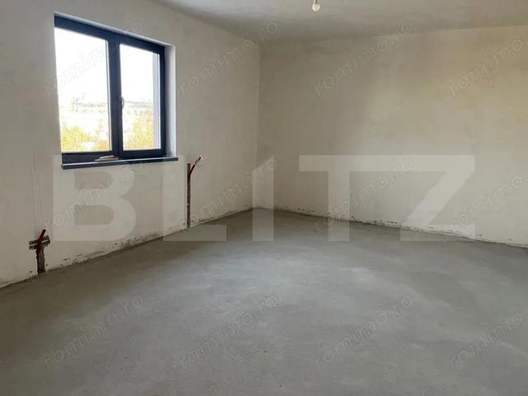 Casă cu Teren 1200 Mp în Central