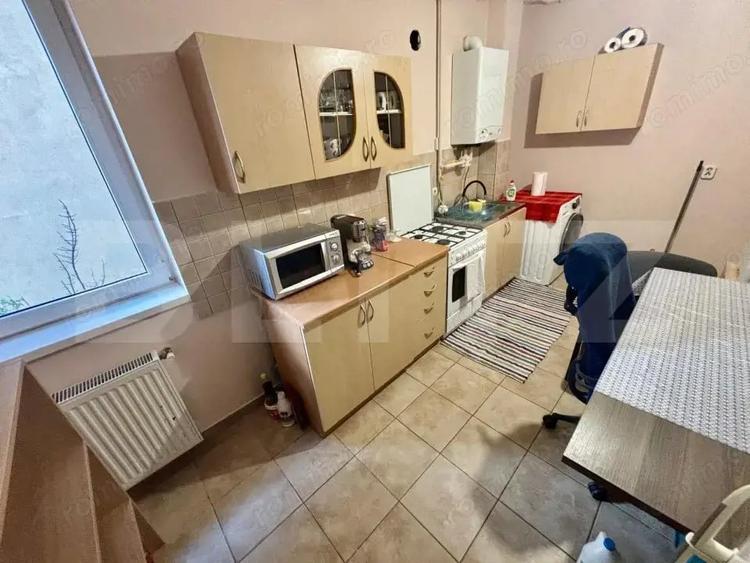 Apartament cu 3 camere decomandat, mobilat în Andrei Mureșanu