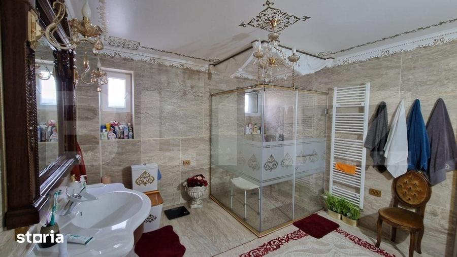 Casă cu 5 camere cu Teren 500 Mp în Calea Moldovei