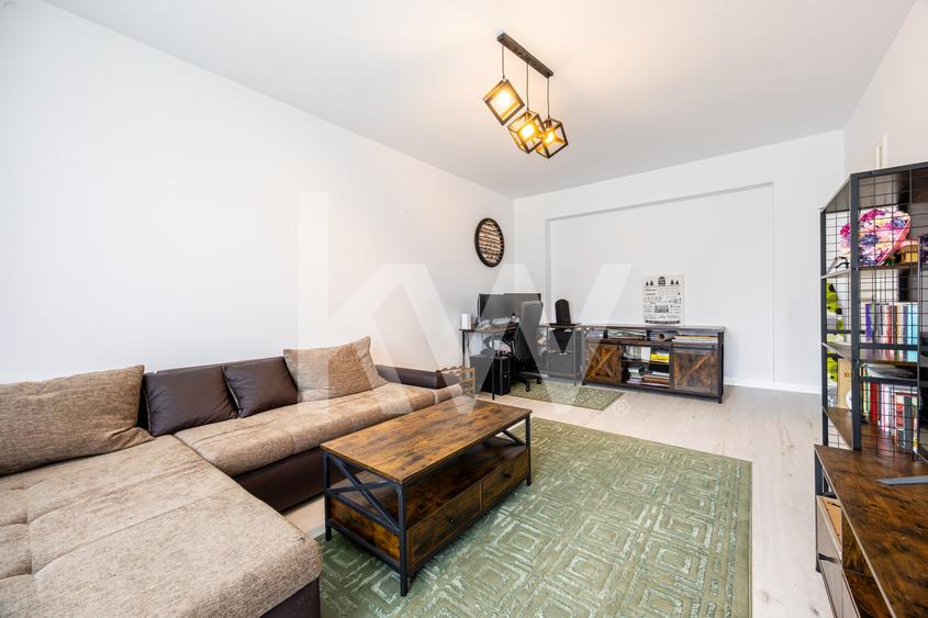 Vânzare apartament cu 3 camere, decomandat, Casa Nobel – Zona Tractorul - 2