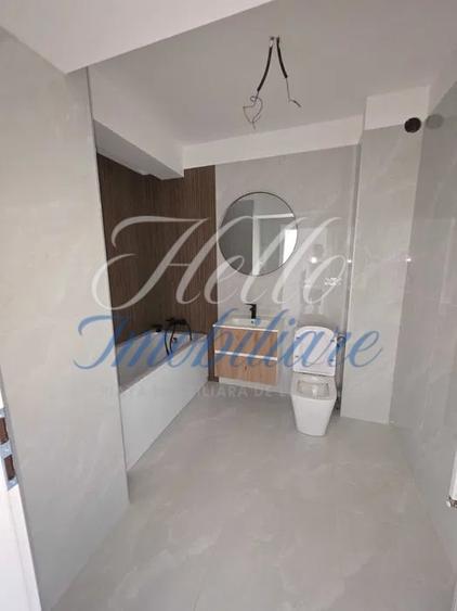 Apartament cu 2 camere semidecomandat în Florești
