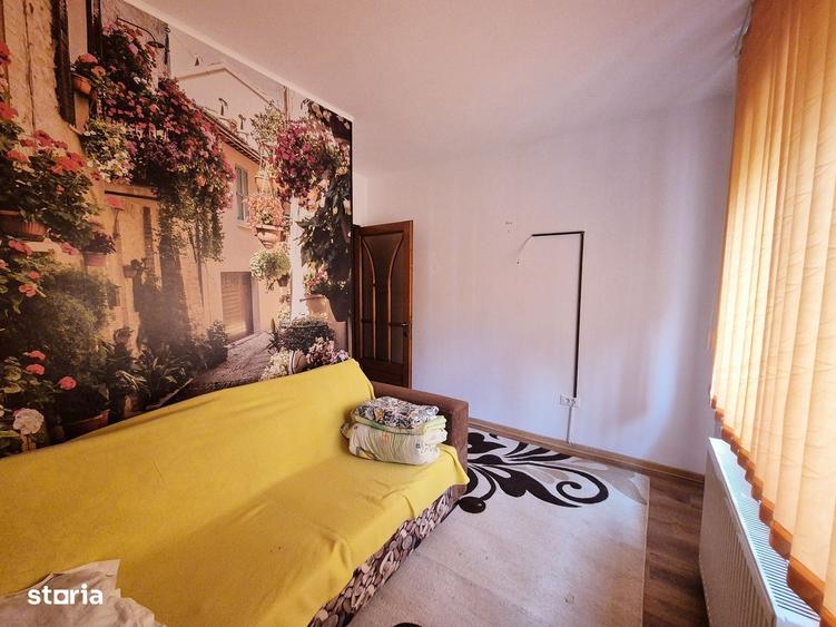 Apartament cu 4 camere decomandat în Calea Romanului