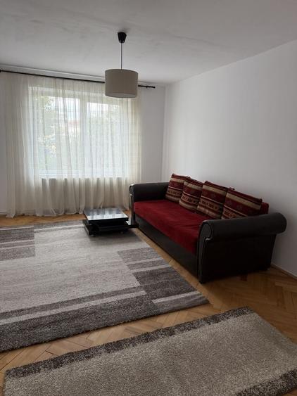 Apartament cu 2 camere decomandat în Exterior Vest